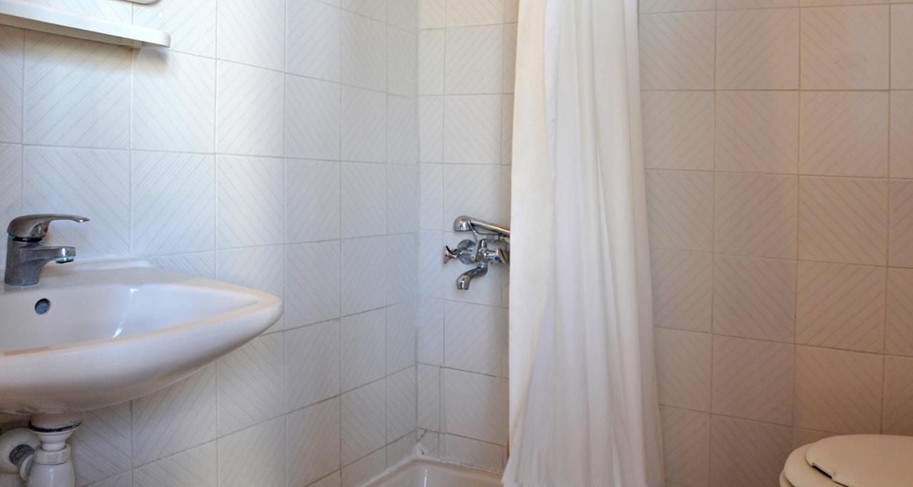 Natsios Apartments Hanioti Ngoại thất bức ảnh